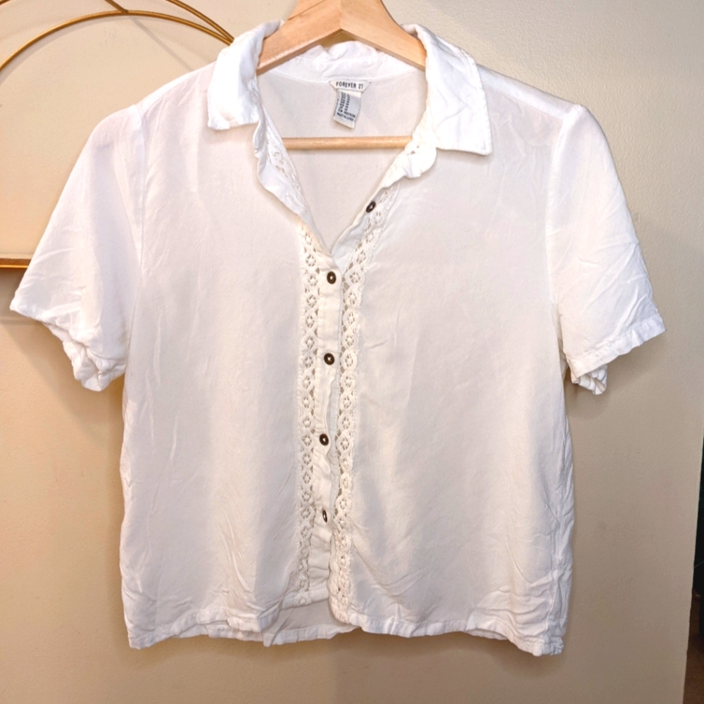 White Collared Blouse with Crochet Detail | M